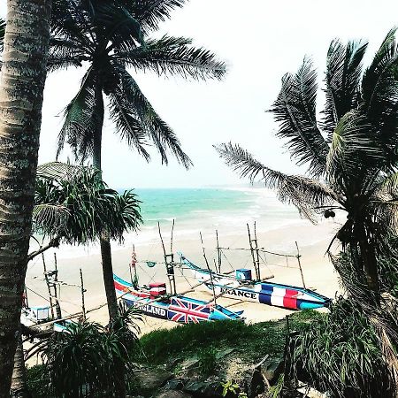 Githmini Beach House And Toures Hikkaduwa Bagian luar foto